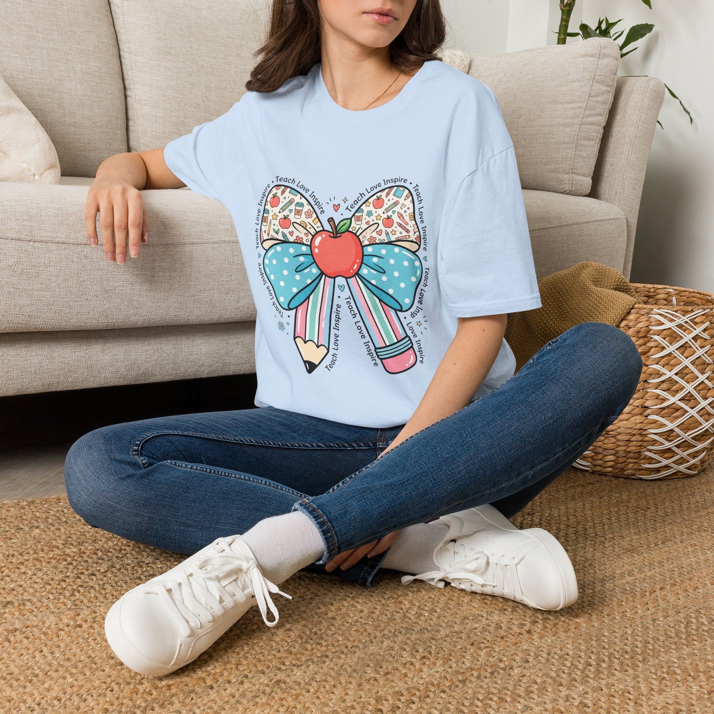 Teach Love Inspire - Cute Bow